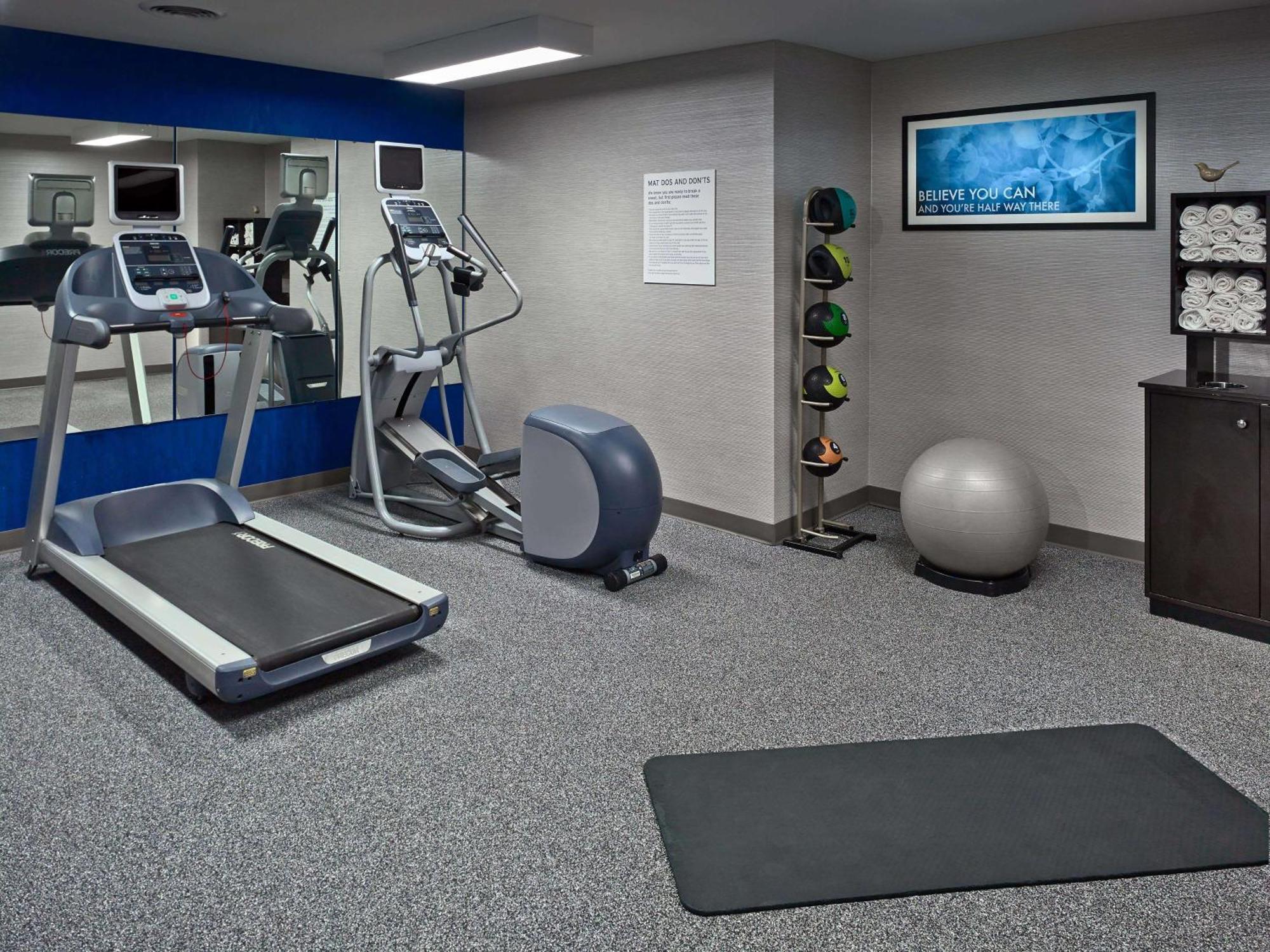 Sonesta Simply Suites Cleveland Airport Middleburg Heights Εξωτερικό φωτογραφία