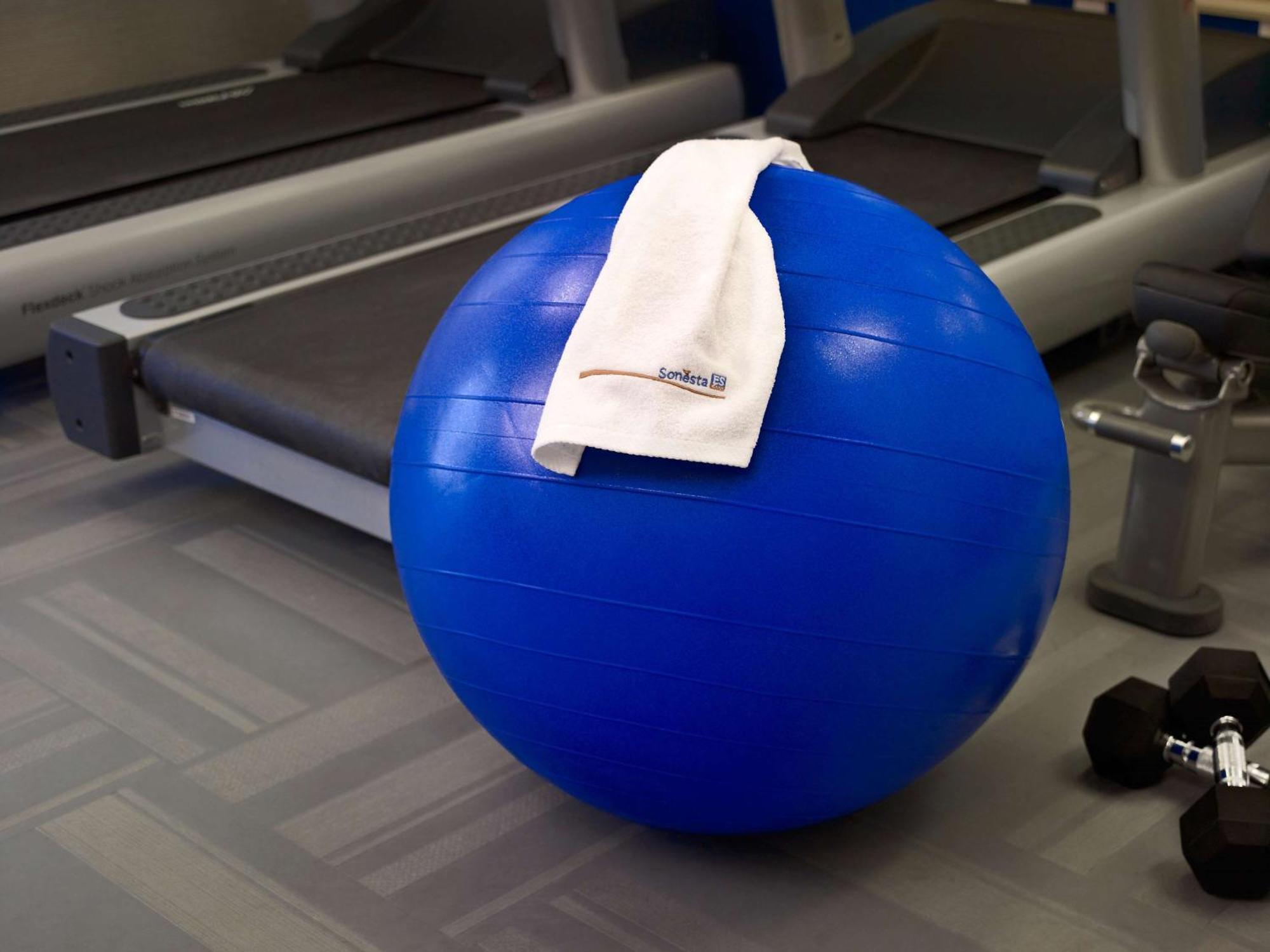 Sonesta Simply Suites Cleveland Airport Middleburg Heights Εξωτερικό φωτογραφία