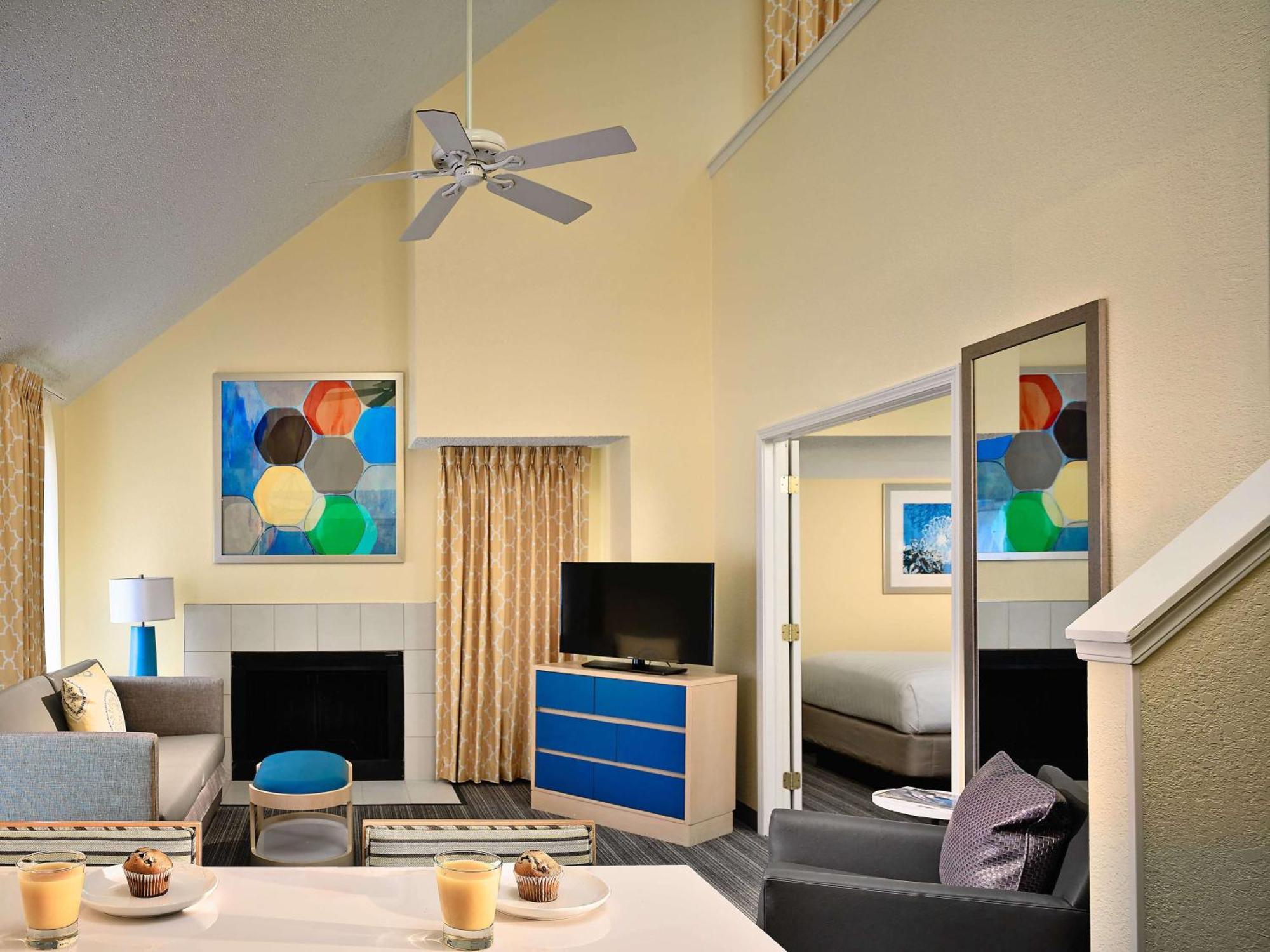 Sonesta Simply Suites Cleveland Airport Middleburg Heights Εξωτερικό φωτογραφία